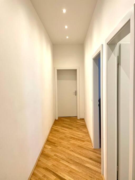 Brand New & Spacious Apartment In The City Centre Viyana Dış mekan fotoğraf
