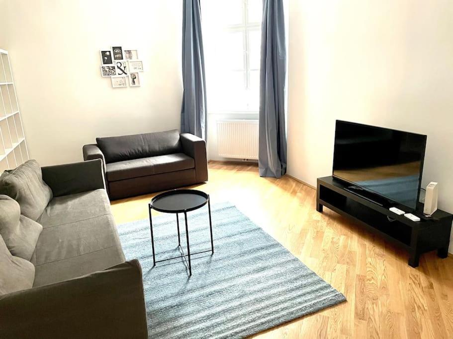 Brand New & Spacious Apartment In The City Centre Viyana Dış mekan fotoğraf
